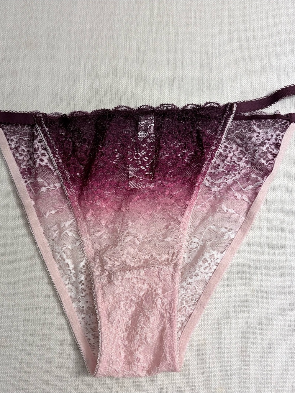 GAP Body Lot of 5 Mixed Lace Panties & Thongs Varied Styles/Colors NWT Size L - Picture 4 of 14
